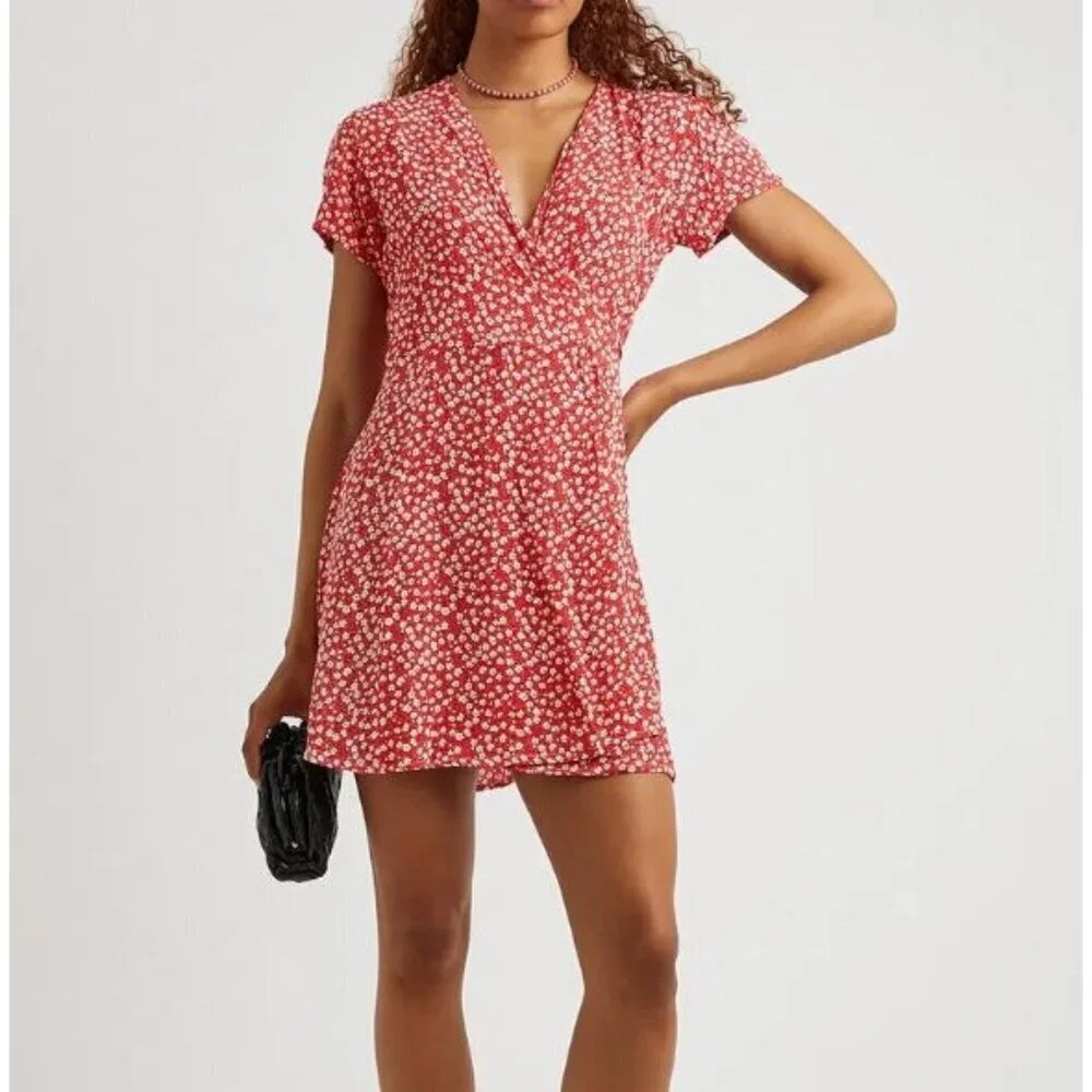 Faithfull the Brand Louella Floral-Print Wrap Dress Red Size 4